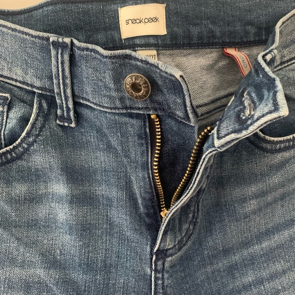 Sneak Peak Crop Jeans - Picture 7 of 13